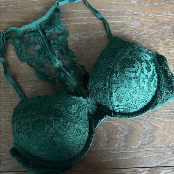 Victoria’s Secret Very Sexy Racerback Push-up Bra and matching panties - Picture 2 of 8